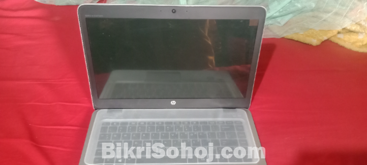 Early Akta Hp laptop sell kora hoba.